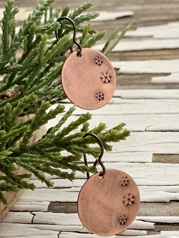 copper snowflake earrings scaled