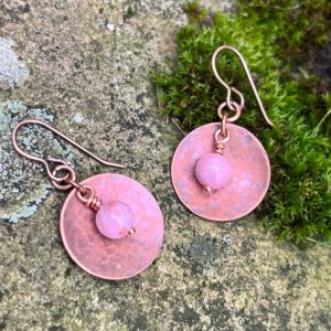 Hammered copper and rhodonite earrings